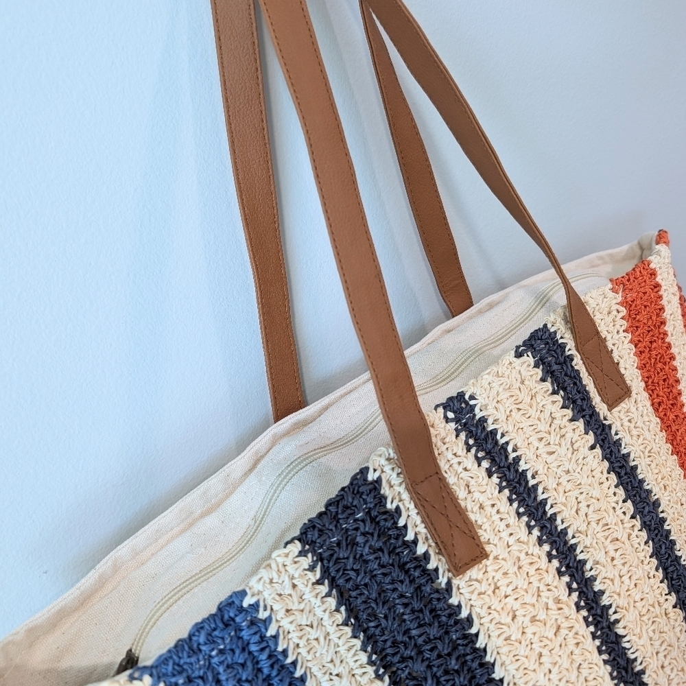 Rays For Days Raffia Beach Tote - Picture 3 of 9